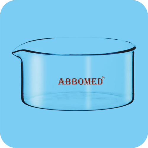 Dishes, Crystallizing, with Spout